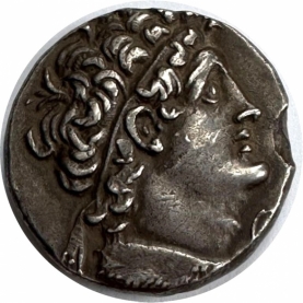 Tetradrachme 73 - 72 v. Chr avers